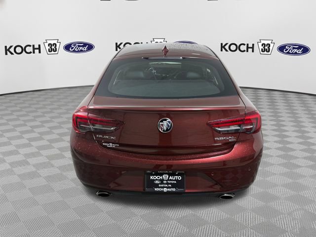 Used 2018 Buick Regal Essence w/ Driver Confidence Package #1 AWD/4WD image 7