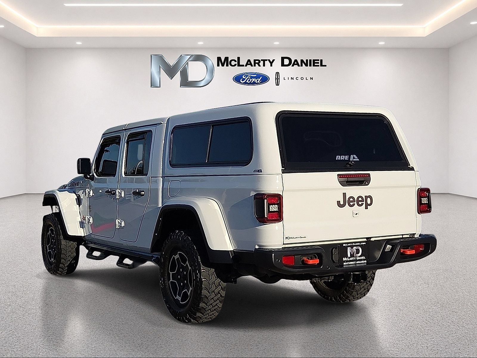 Used 2021 Jeep Gladiator Mojave AWD/4WD image 4
