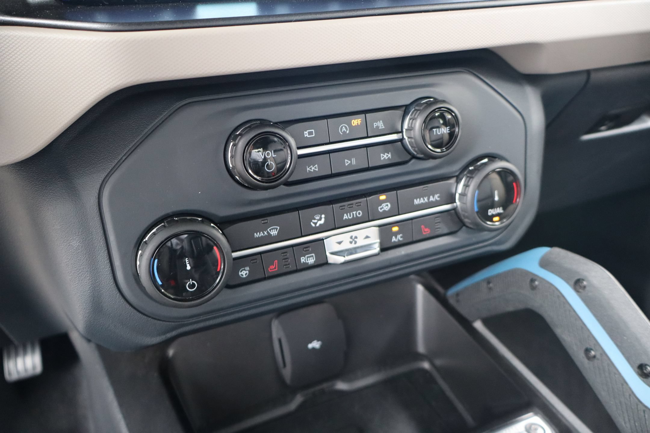 Certified 2022 Ford Bronco Wildtrak AWD/4WD image 20