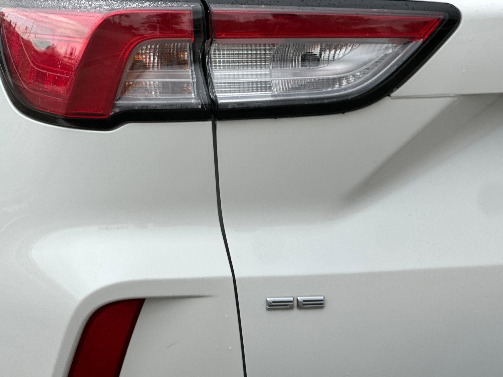 Certified 2022 Ford Escape SE image 27