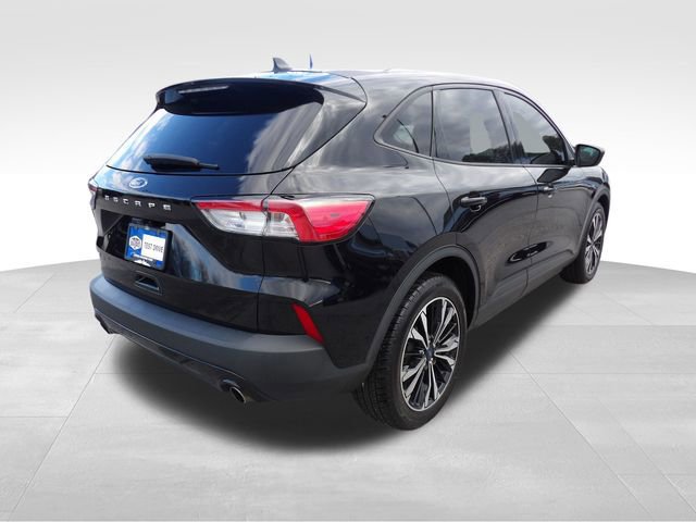 Certified 2021 Ford Escape SE w/ SE Sport Appearance Package image 5