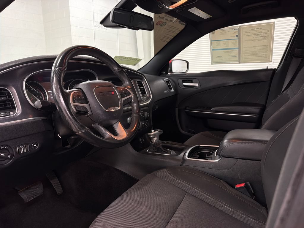 Used 2018 Dodge Charger R/T RWD image 6