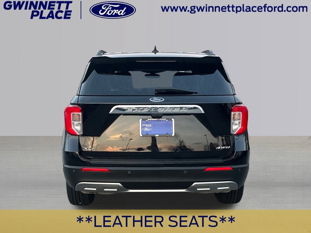 Certified 2022 Ford Explorer XLT w/ Equipment Group 202A image 4