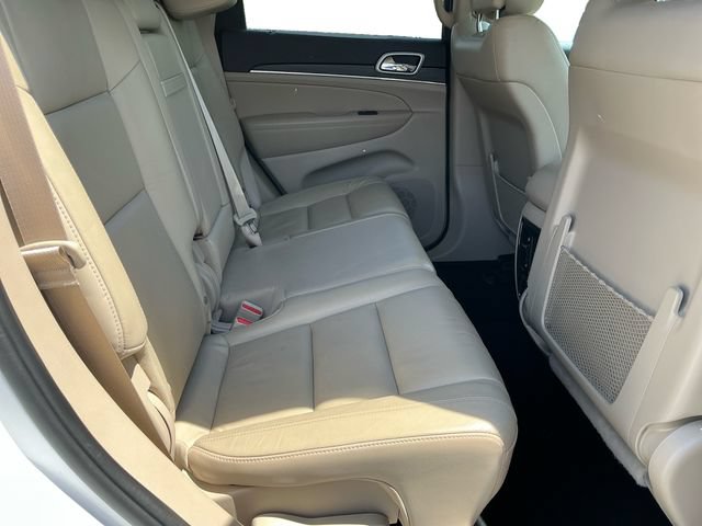 Used 2021 Jeep Grand Cherokee Limited AWD/4WD image 18