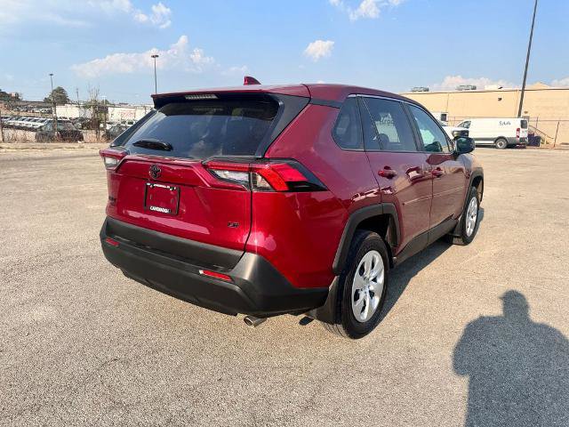 Used 2025 Toyota RAV4 LE FWD image 9