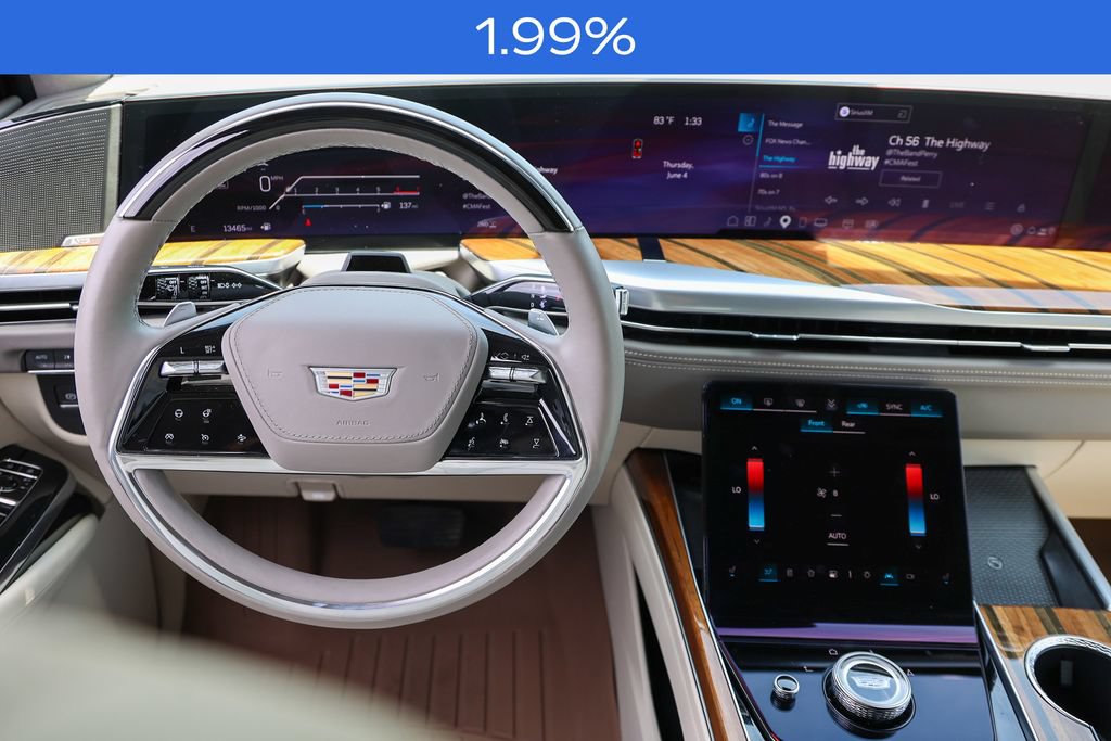 Used 2025 Cadillac Escalade Premium Luxury Platinum AWD/4WD image 10