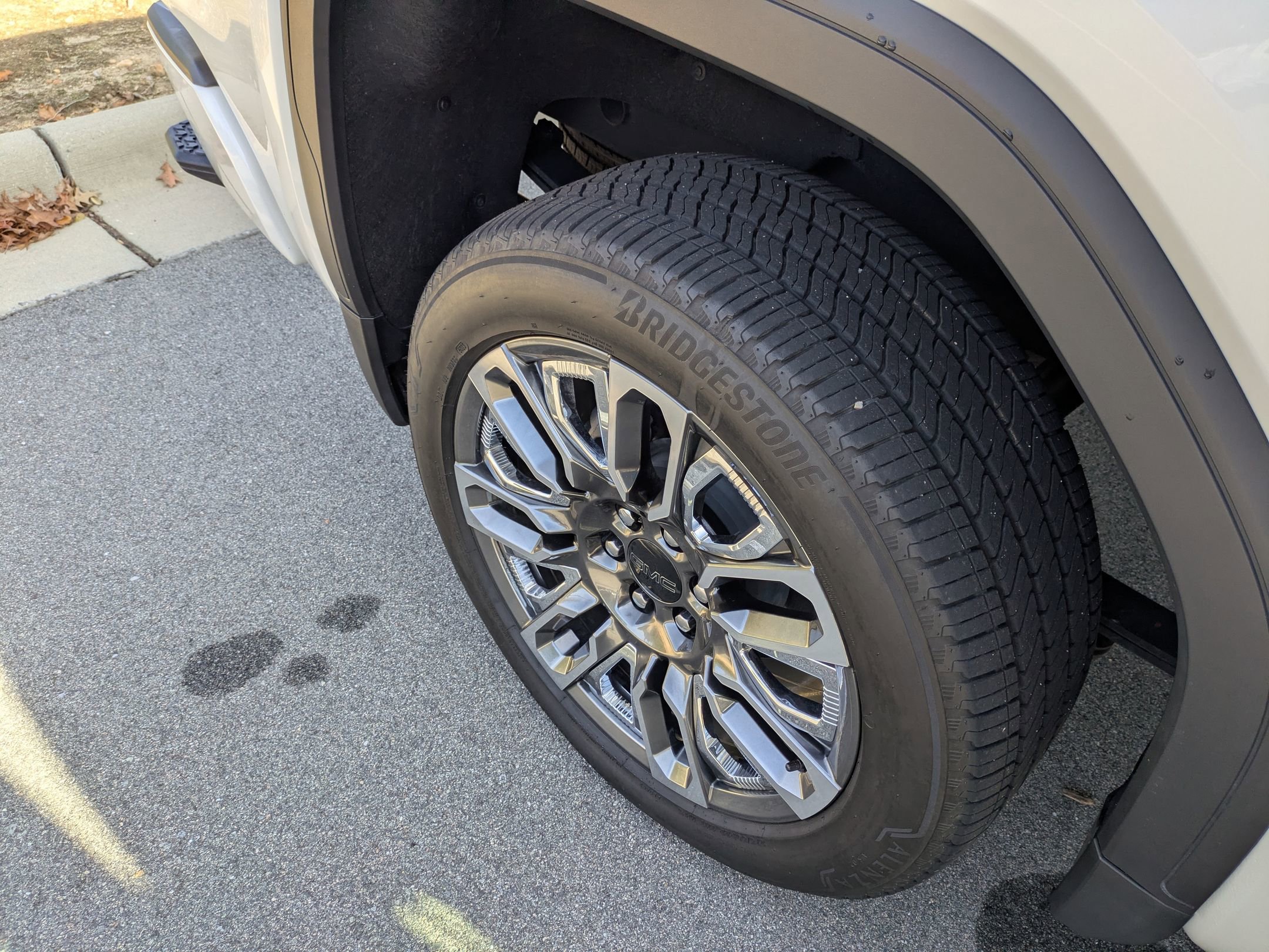 Used 2024 GMC Sierra 1500 Denali Ultimate image 41