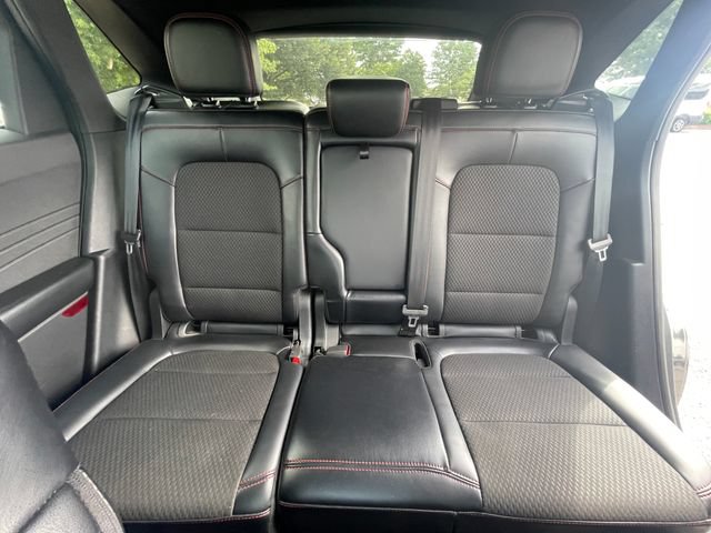 Certified 2024 Ford Escape ST-Line AWD/4WD image 16