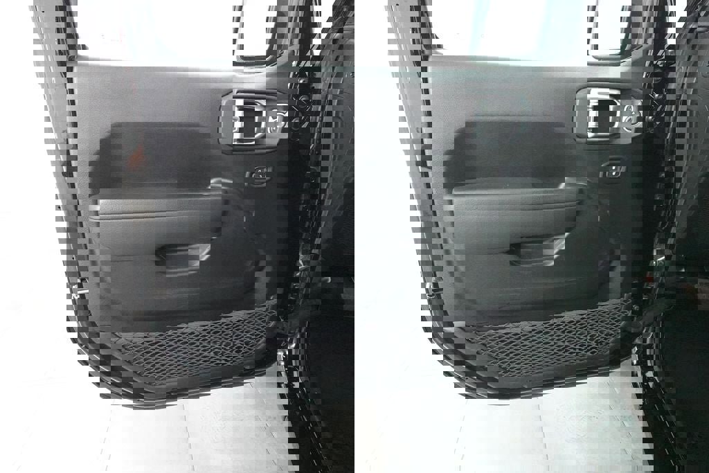 Used 2022 Jeep Gladiator Sport image 23