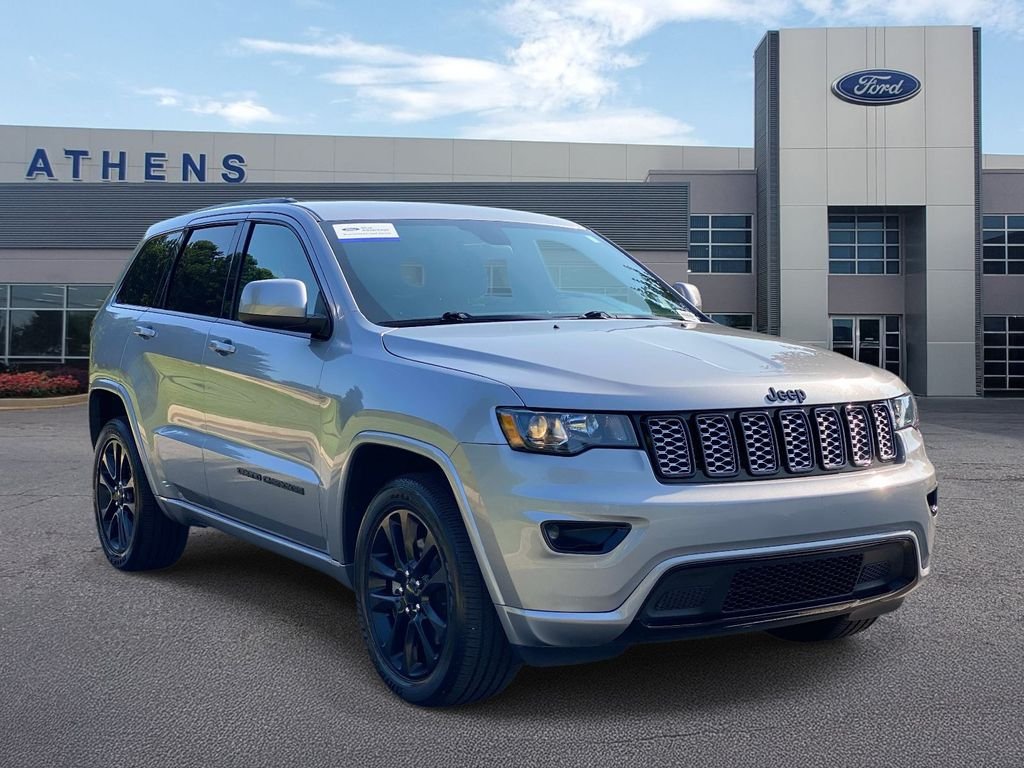 Used 2021 Jeep Grand Cherokee Laredo X RWD image 1
