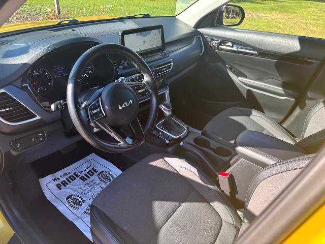 Used 2022 Kia Seltos S AWD/4WD image 30