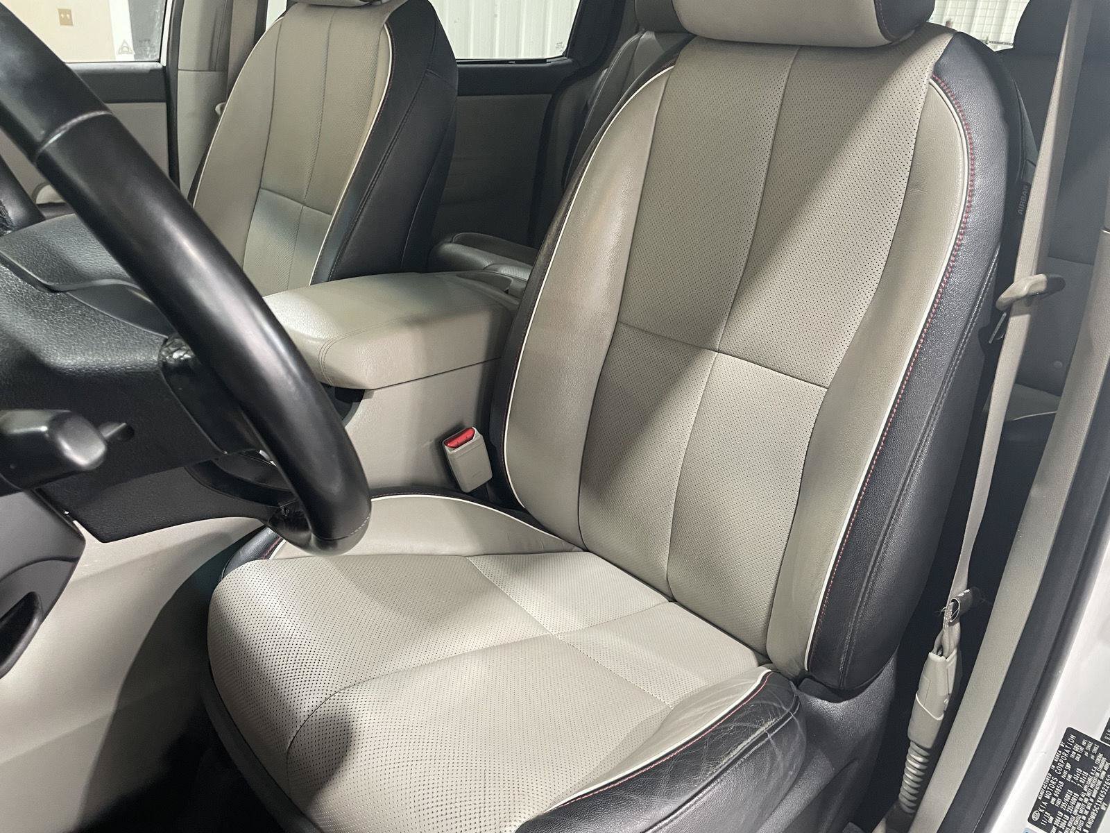 Used 2019 Kia Sedona EX FWD image 20