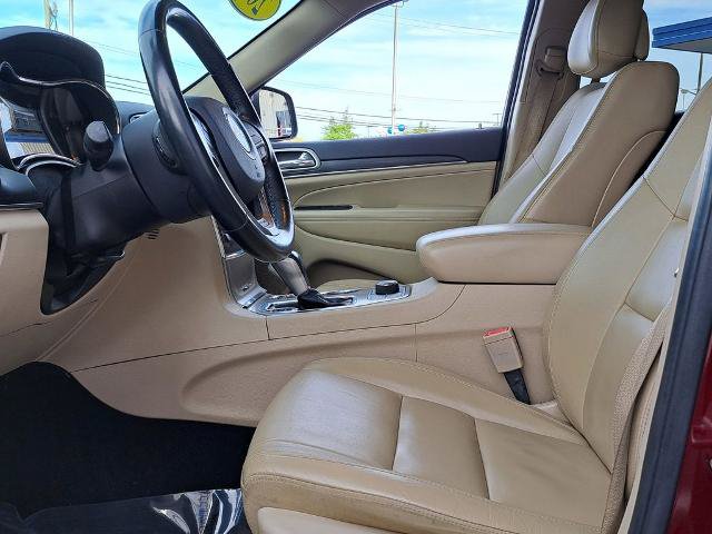 Used 2020 Jeep Grand Cherokee Limited AWD/4WD image 13
