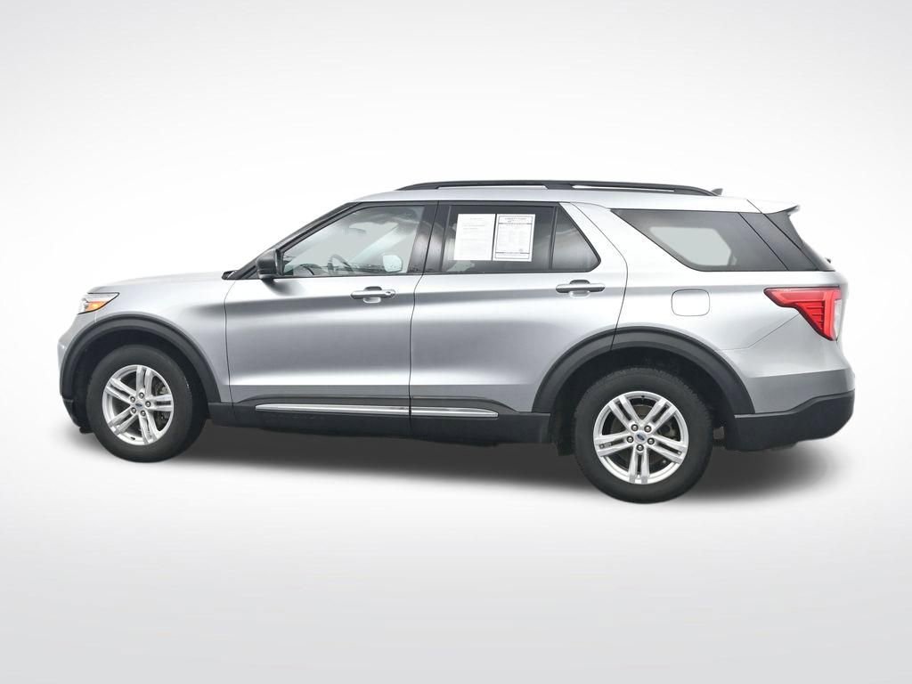 Certified 2024 Ford Explorer XLT w/ Equipment Group 202A image 10