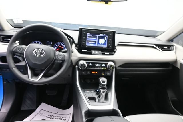 Used 2021 Toyota RAV4 XLE Premium AWD/4WD image 22