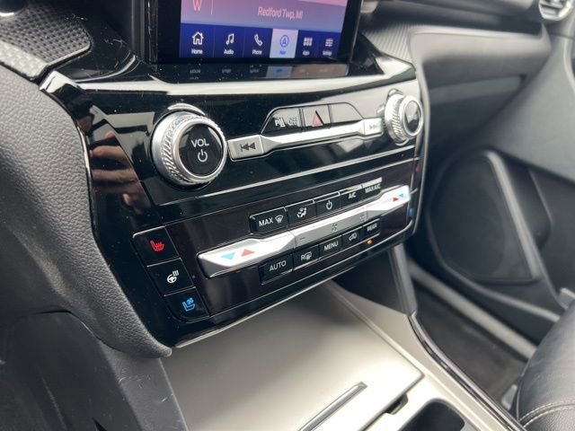 Certified 2024 Ford Explorer ST w/ Equipment Group 401A image 17