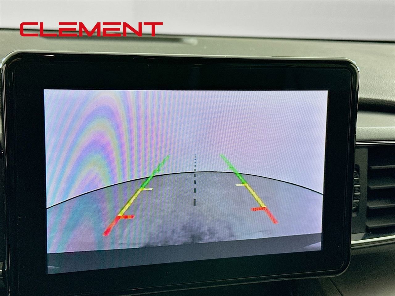 Certified 2022 Ford Explorer XLT w/ Equipment Group 202A image 20