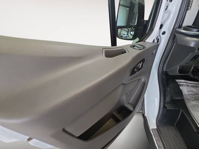 Certified 2024 Ford Transit 250 148 Medium Roof Extended AWD image 10