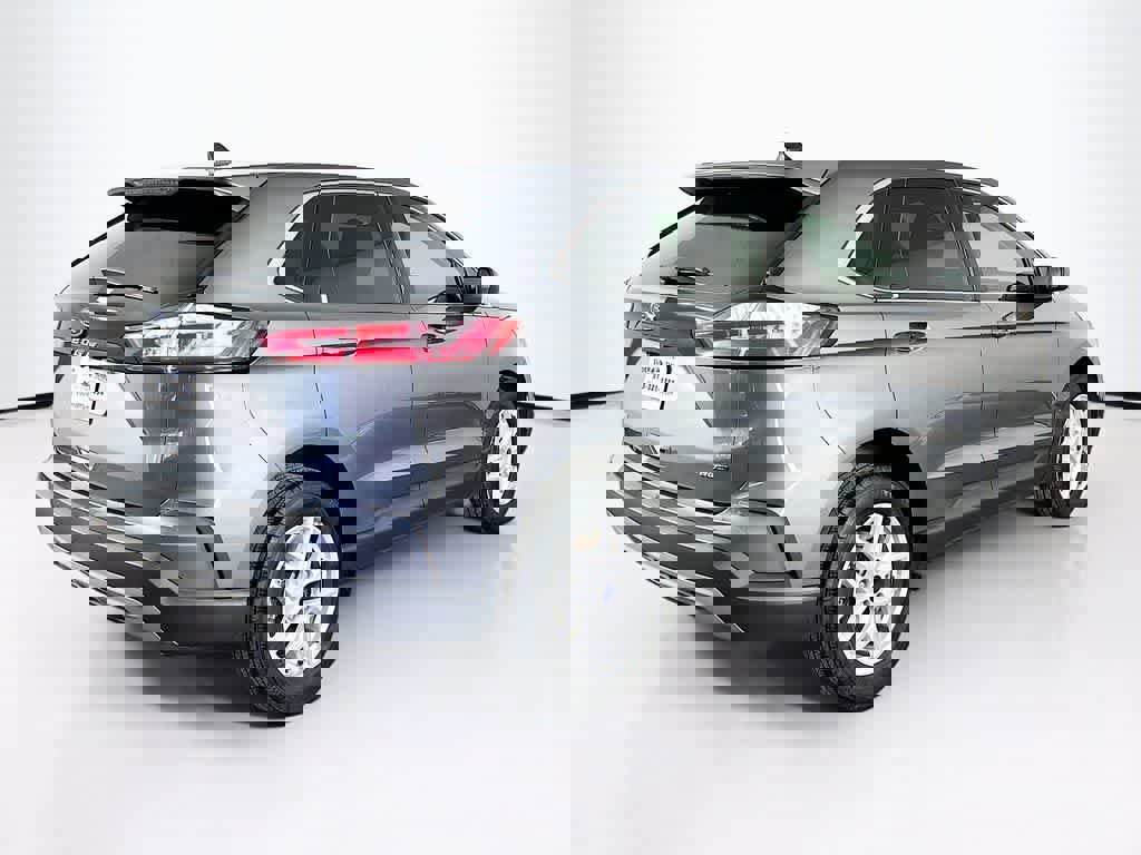 Certified 2022 Ford Edge SEL w/ Convenience Package image 5