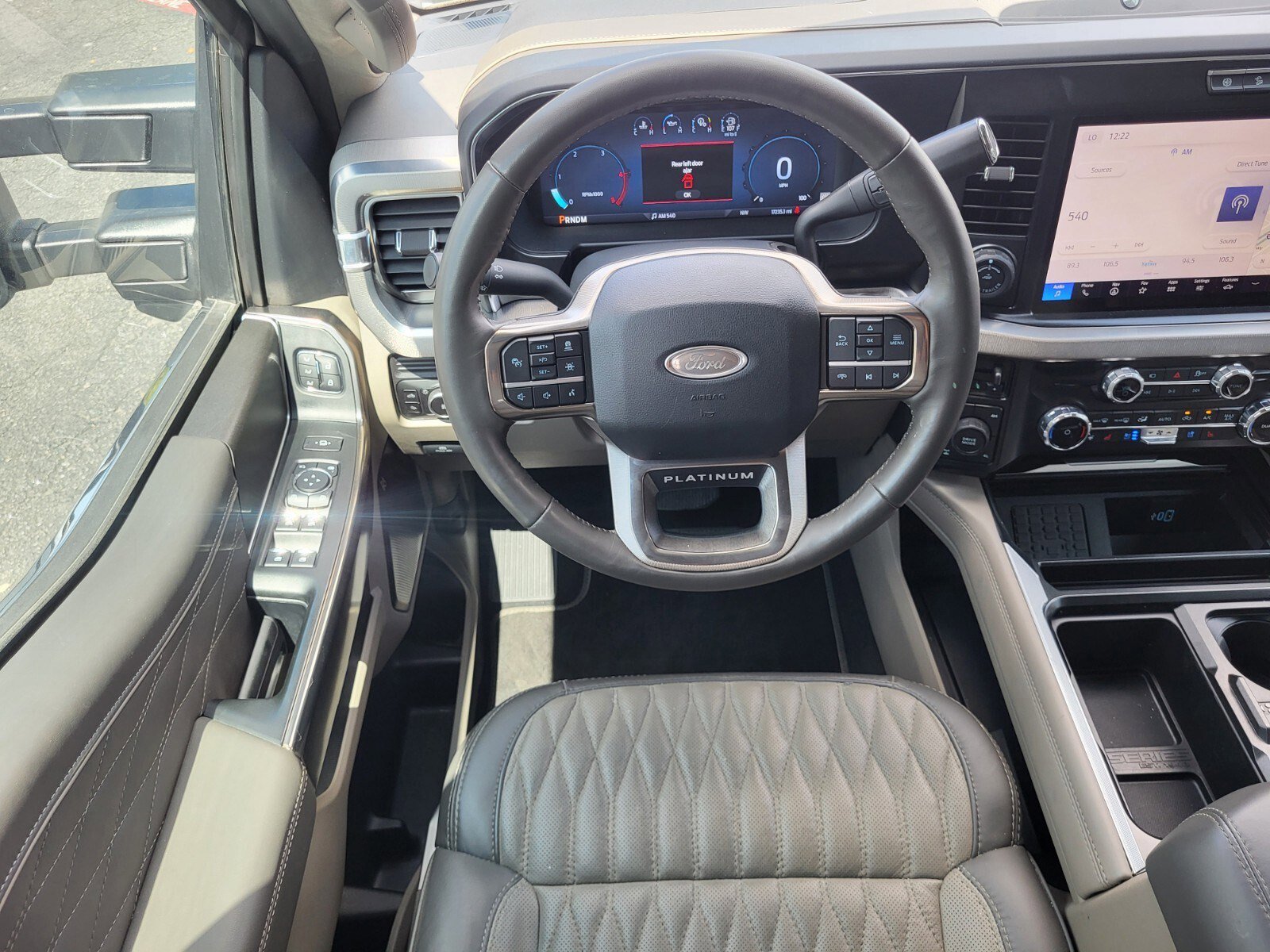 Certified 2026 Ford F350 Platinum w/ Platinum Plus Package image 16