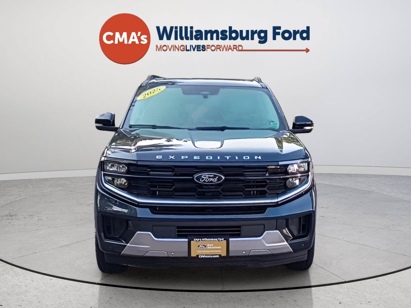 Certified 2025 Ford Expedition Platinum w/ Driver's Package AWD/4WD image 8