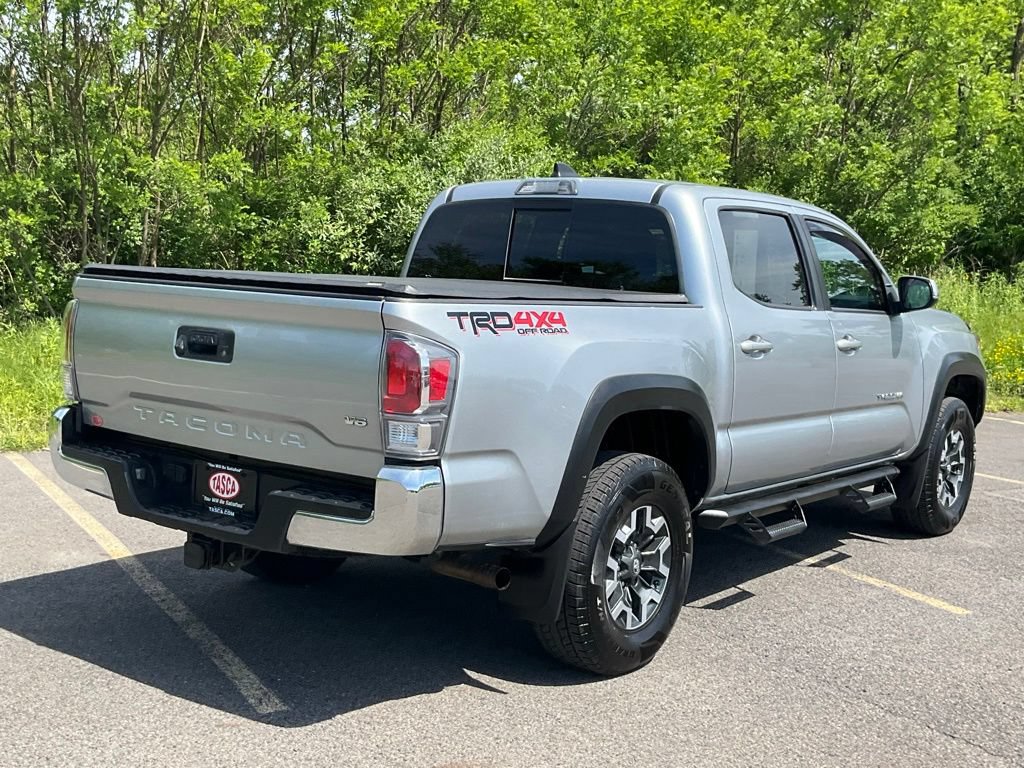 Used 2022 Toyota Tacoma TRD Off-Road AWD/4WD image 28