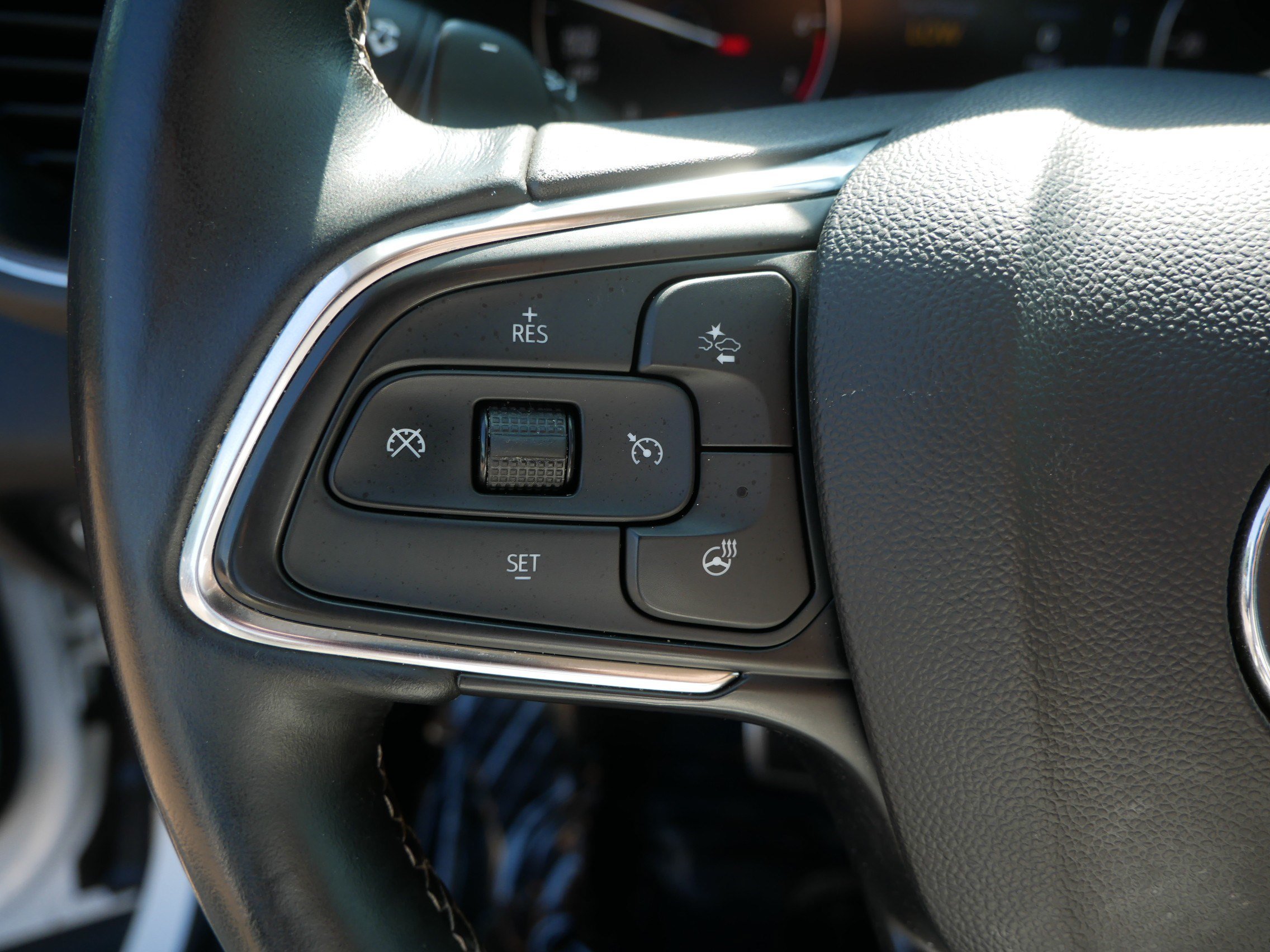 Used 2022 Buick Envision Preferred AWD/4WD image 25