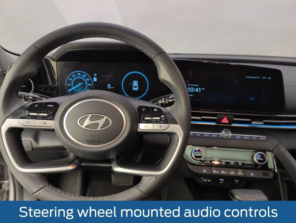 Used 2024 Hyundai Elantra Limited image 26