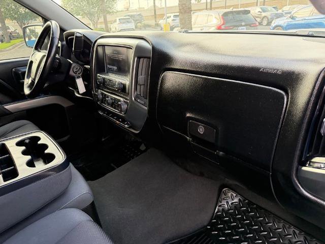 Used 2018 Chevrolet Silverado 1500 LT w/ Texas Edition image 23