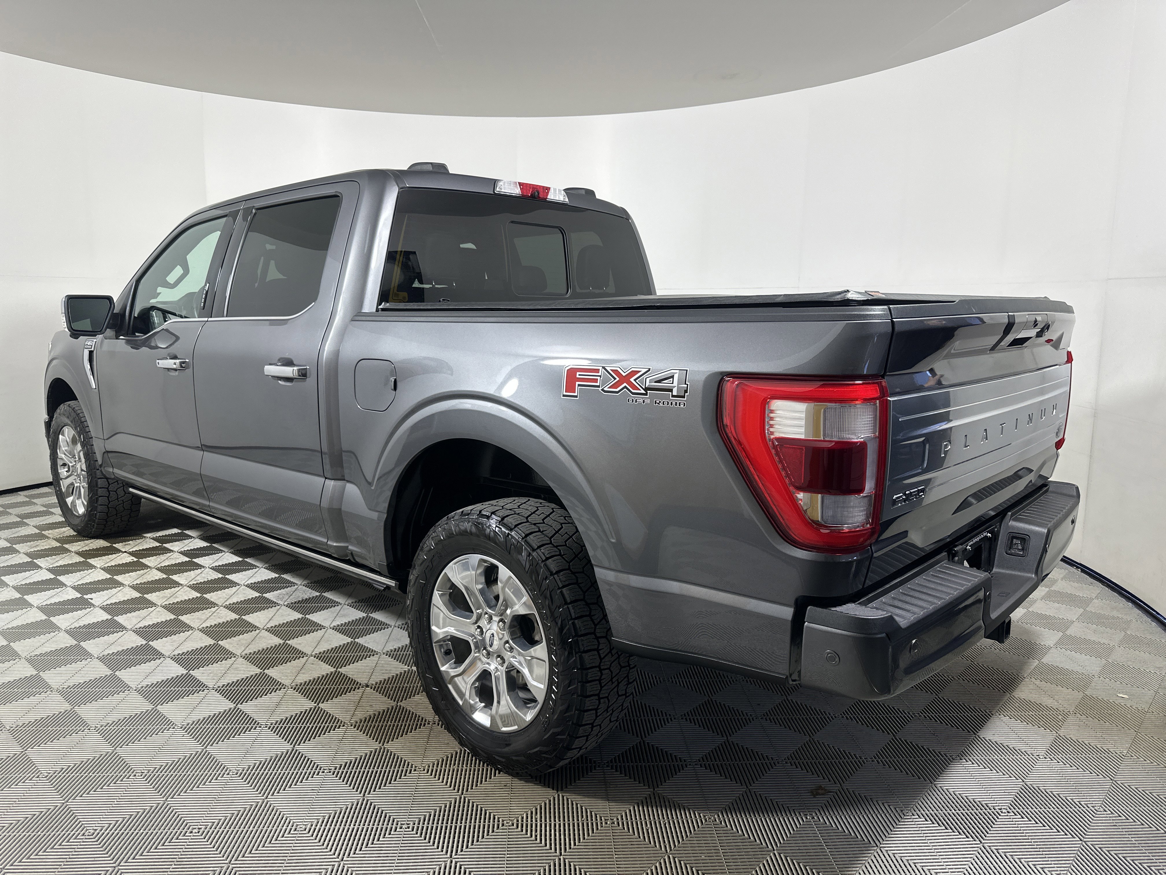Certified 2022 Ford F150 Platinum w/ Equipment Group 701A High AWD/4WD image 3