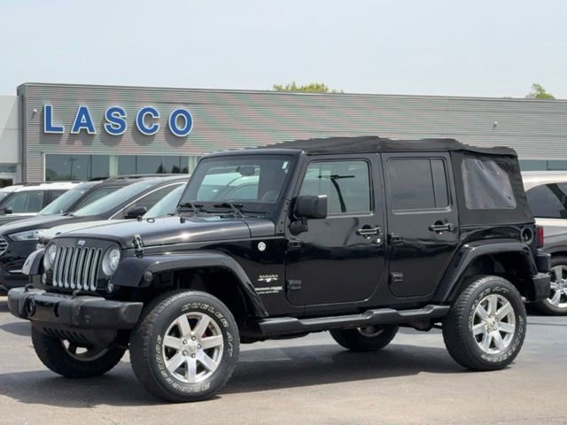 Used 2018 Jeep Wrangler Unlimited Sahara AWD/4WD image 1
