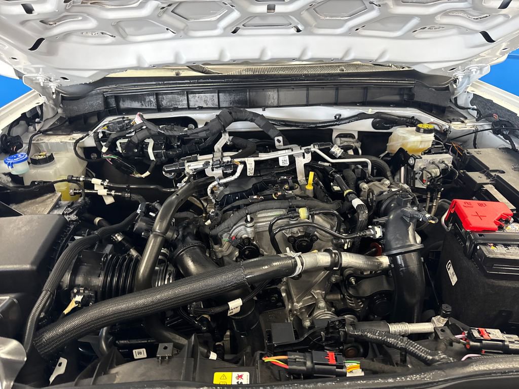 Certified 2025 Ford Bronco Outer Banks AWD/4WD image 24