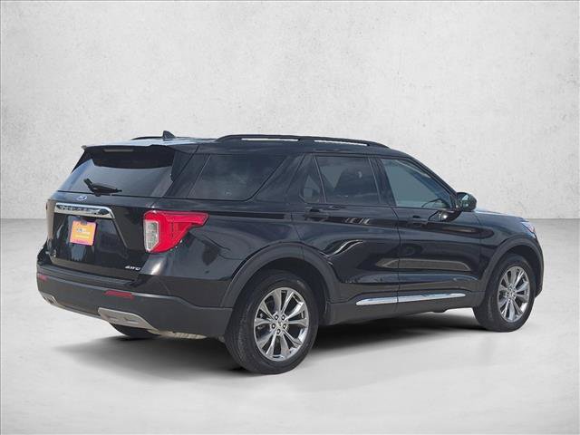 Certified 2022 Ford Explorer XLT w/ Equipment Group 202A AWD/4WD image 5