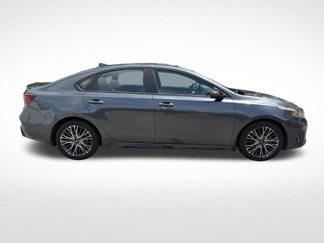 Used 2024 Kia Forte GT-Line w/ GT-Line Premium Package FWD image 4