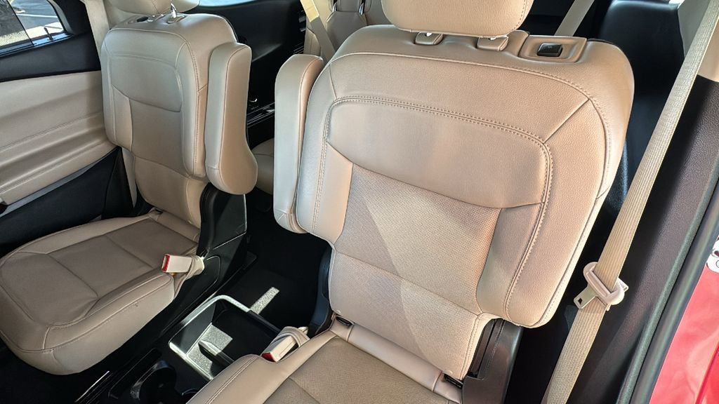 Certified 2021 Ford Explorer Limited w/ Hybrid Equipment Group 310A RWD image 23