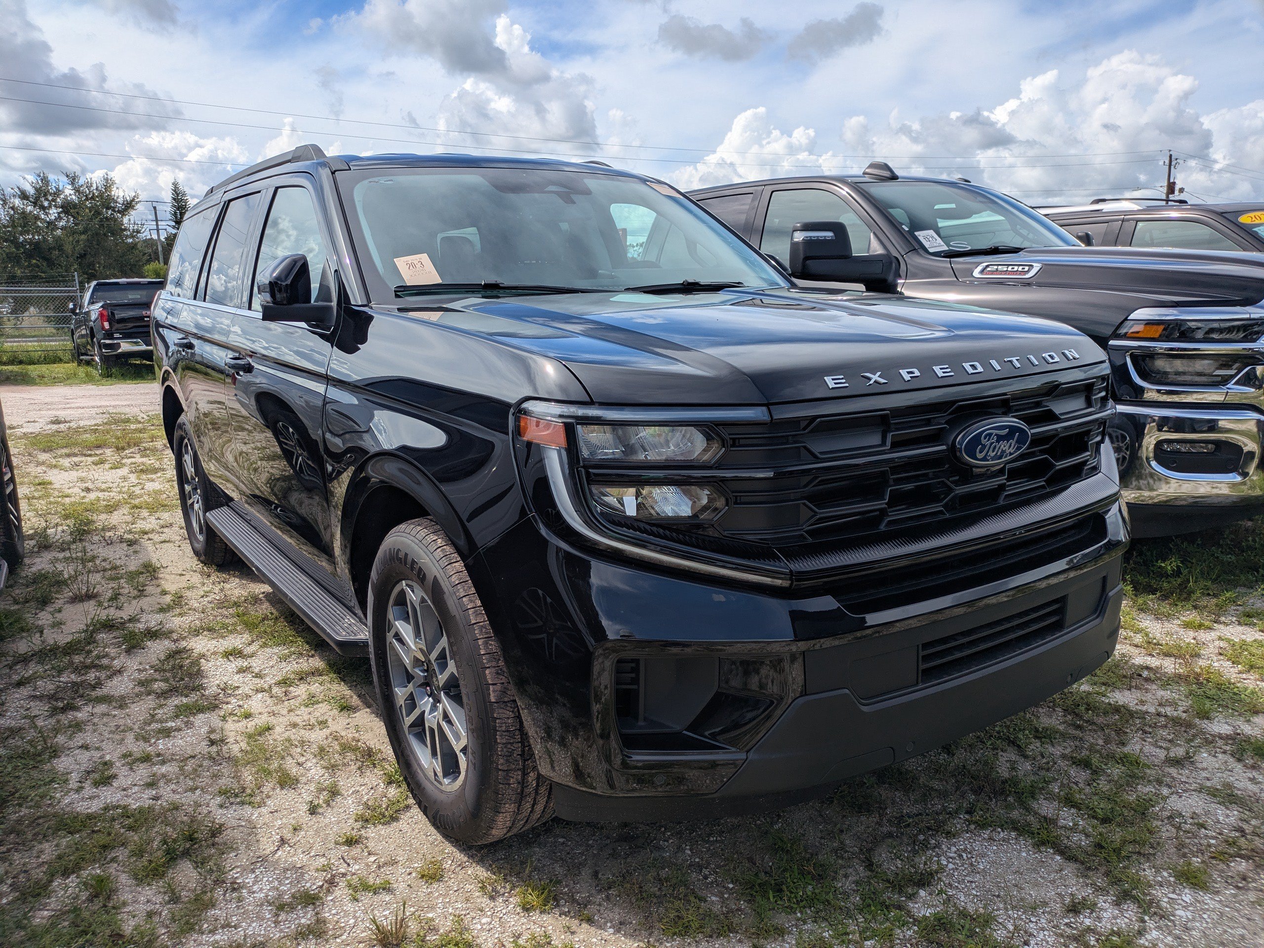 Certified 2026 Ford Expedition Active RWD image 2
