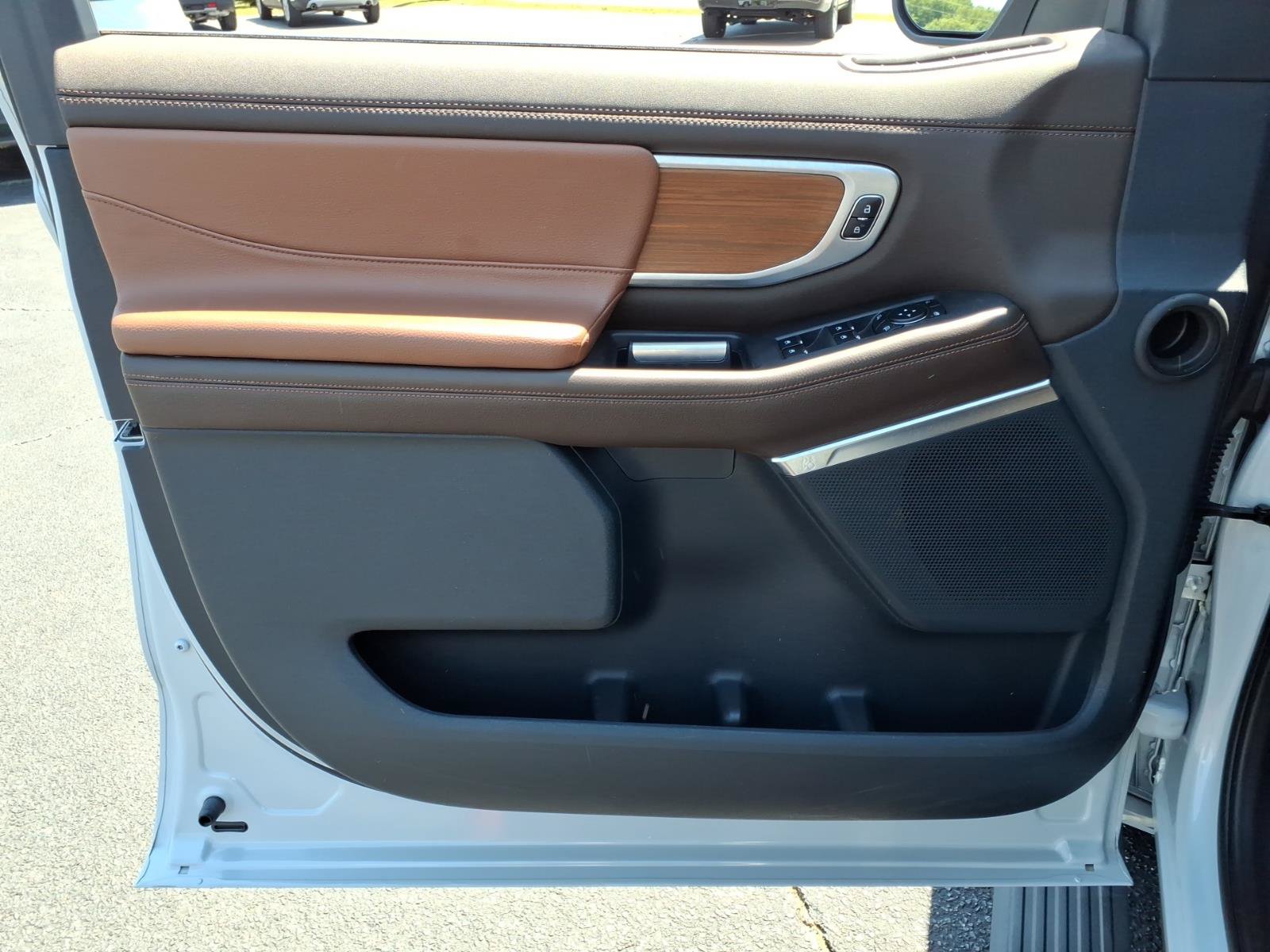 Certified 2025 Ford Expedition Max King Ranch AWD/4WD image 18