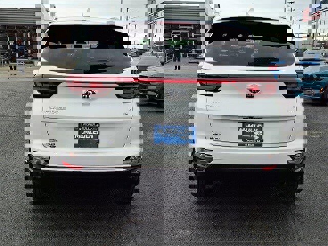 Used 2020 Kia Sportage EX image 3