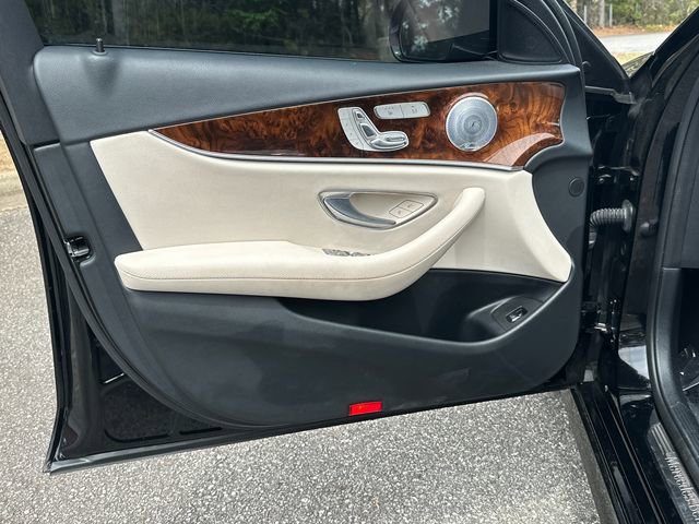 Used 2017 Mercedes-Benz E 300 4MATIC image 10