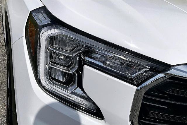 Used 2024 GMC Terrain SLE AWD/4WD image 29