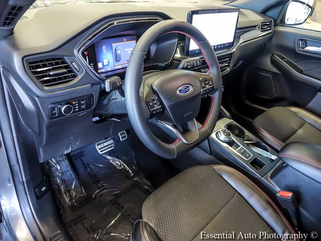 Certified 2023 Ford Escape ST-Line w/ Tech Pack #1 FWD image 10