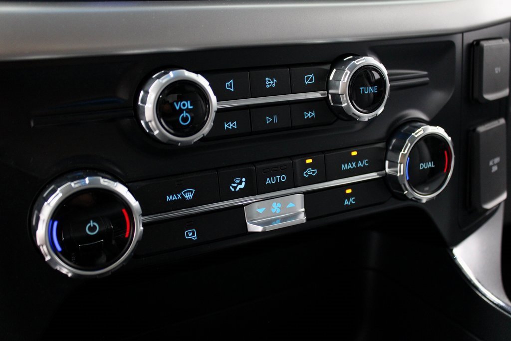 Certified 2022 Ford F150 Lightning Pro image 31