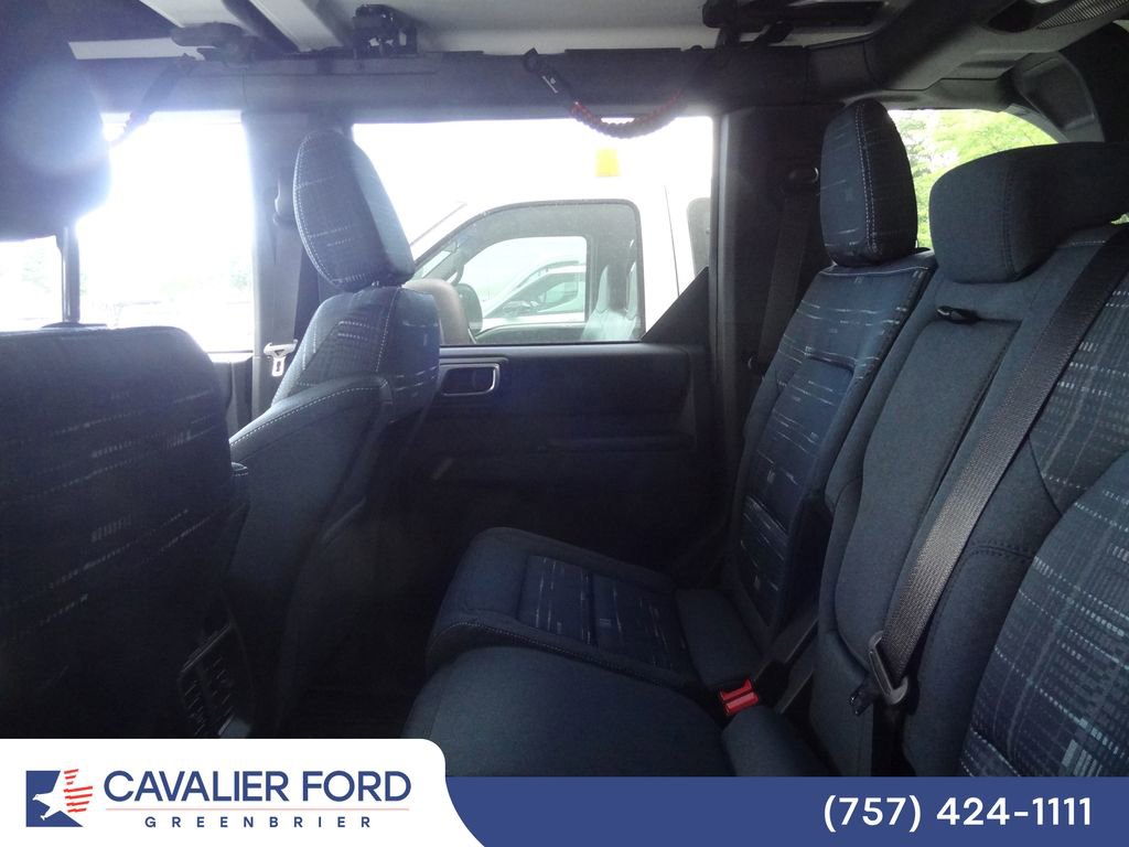 Certified 2025 Ford Bronco Heritage Edition AWD/4WD image 9