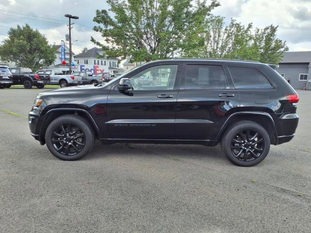 Used 2022 Jeep Grand Cherokee Laredo X image 6
