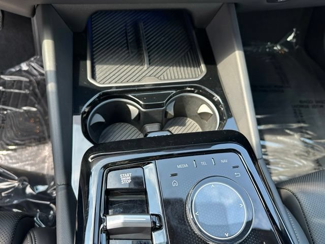 Used 2025 BMW 530i xDrive AWD/4WD image 29