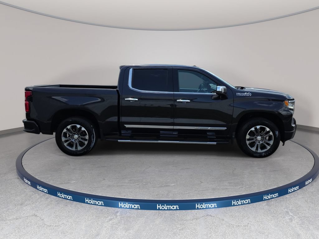 Used 2024 Chevrolet Silverado 1500 High Country w/ Z71 Off-Road Package AWD/4WD image 4