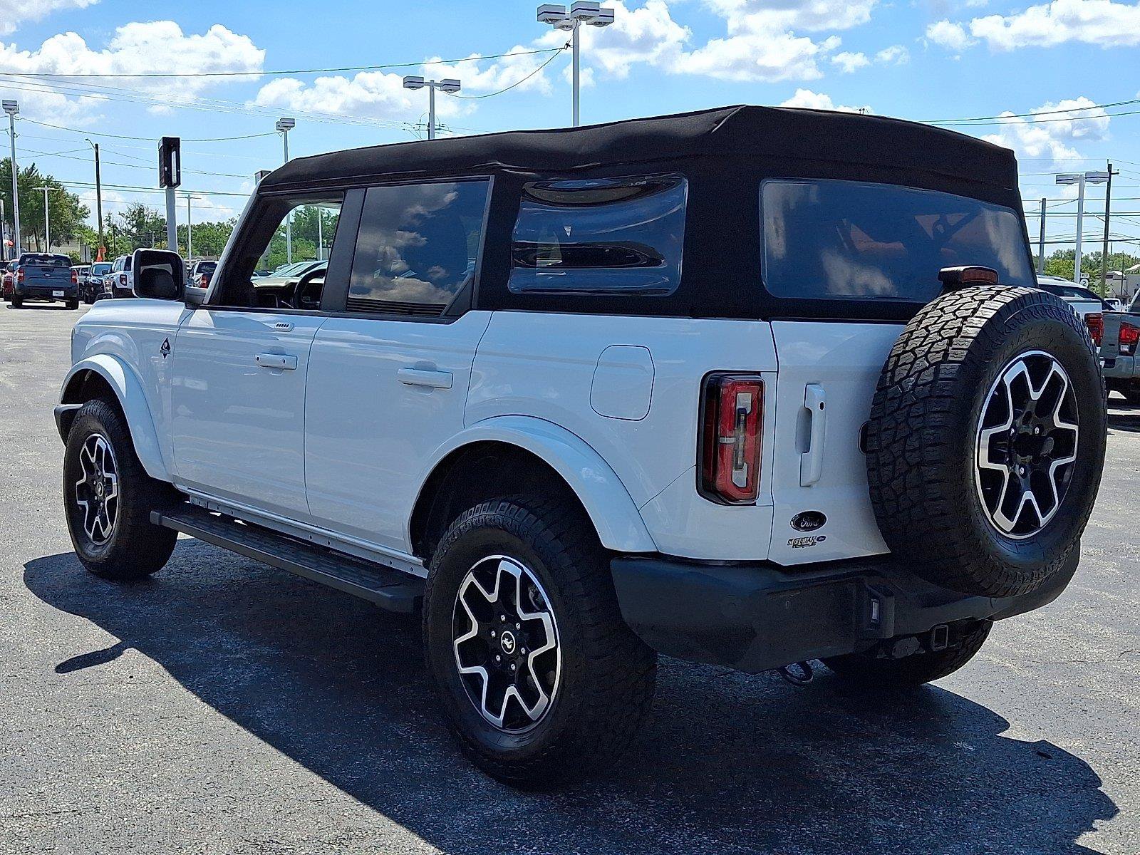 Certified 2023 Ford Bronco Outer Banks AWD/4WD image 4