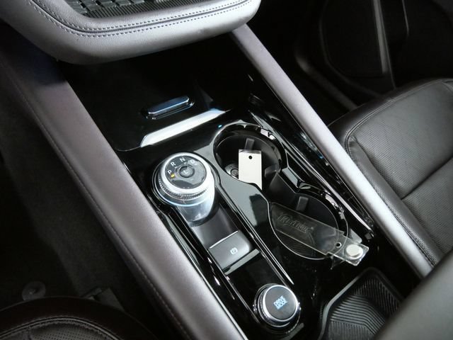Certified 2025 Ford Explorer Platinum AWD/4WD image 17