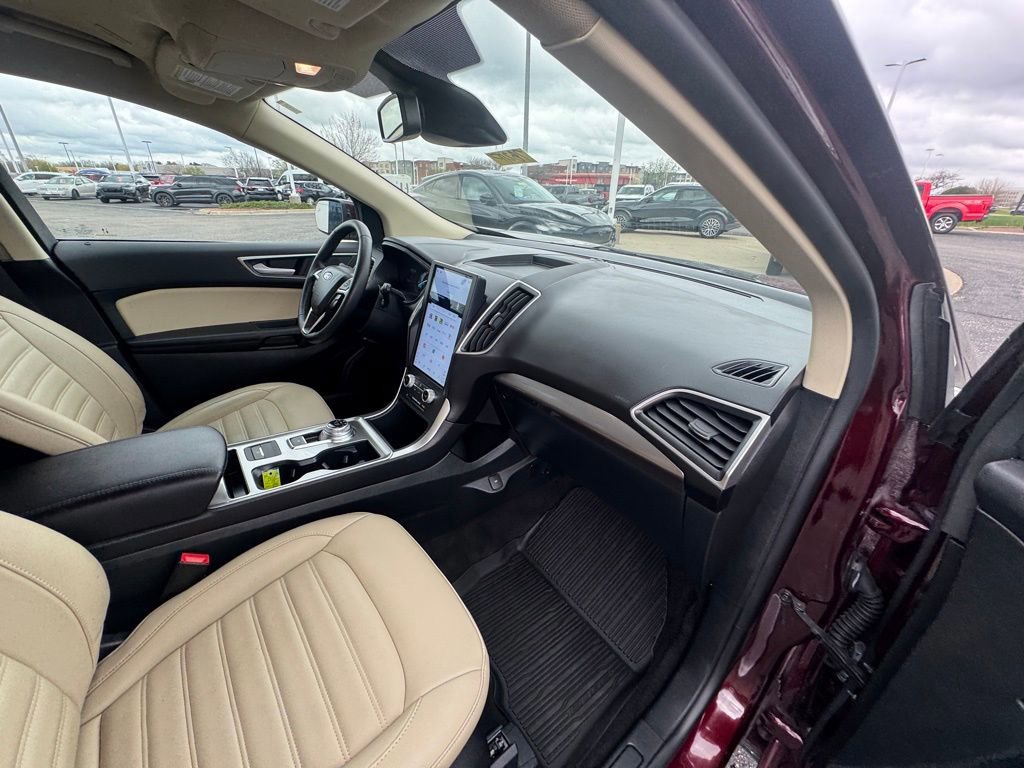 Certified 2024 Ford Edge SEL w/ Convenience Package AWD/4WD image 22