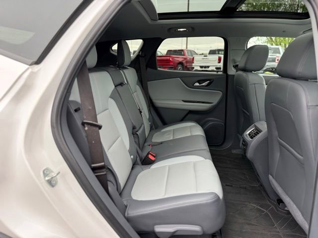 Used 2020 Chevrolet Blazer LT w/ Sound & Technology Package FWD image 22